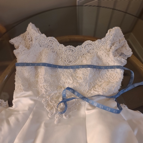 Michaelango Size 18 Wedding Dress 52" Length - Picture 13 of 16